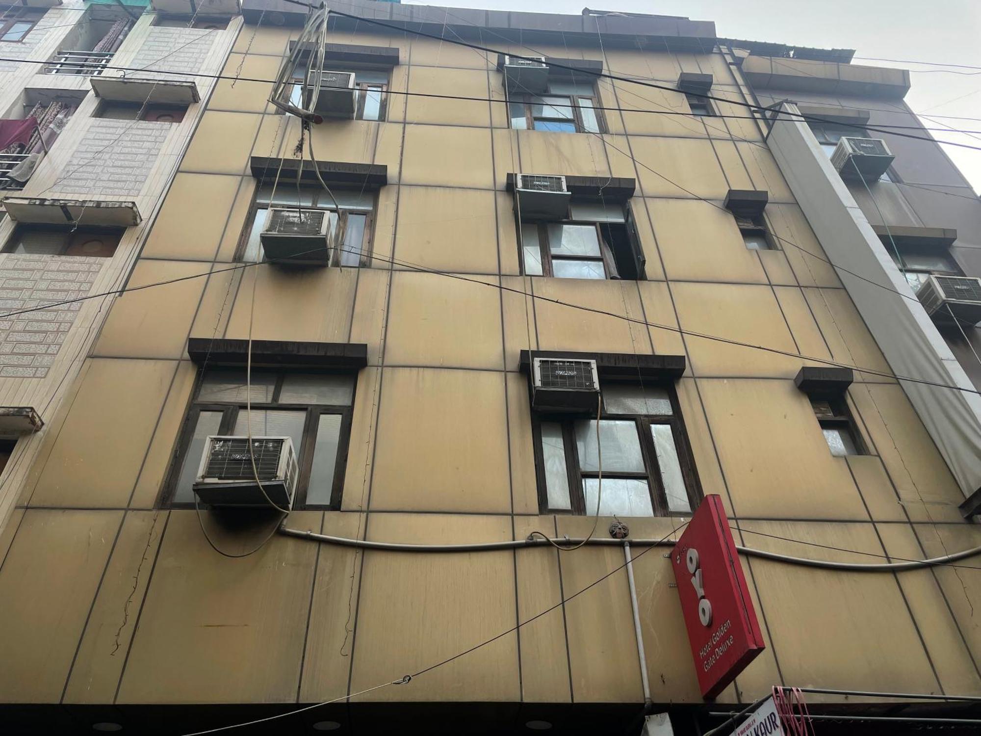 Hotel Golden Gate Ню Делхи Екстериор снимка