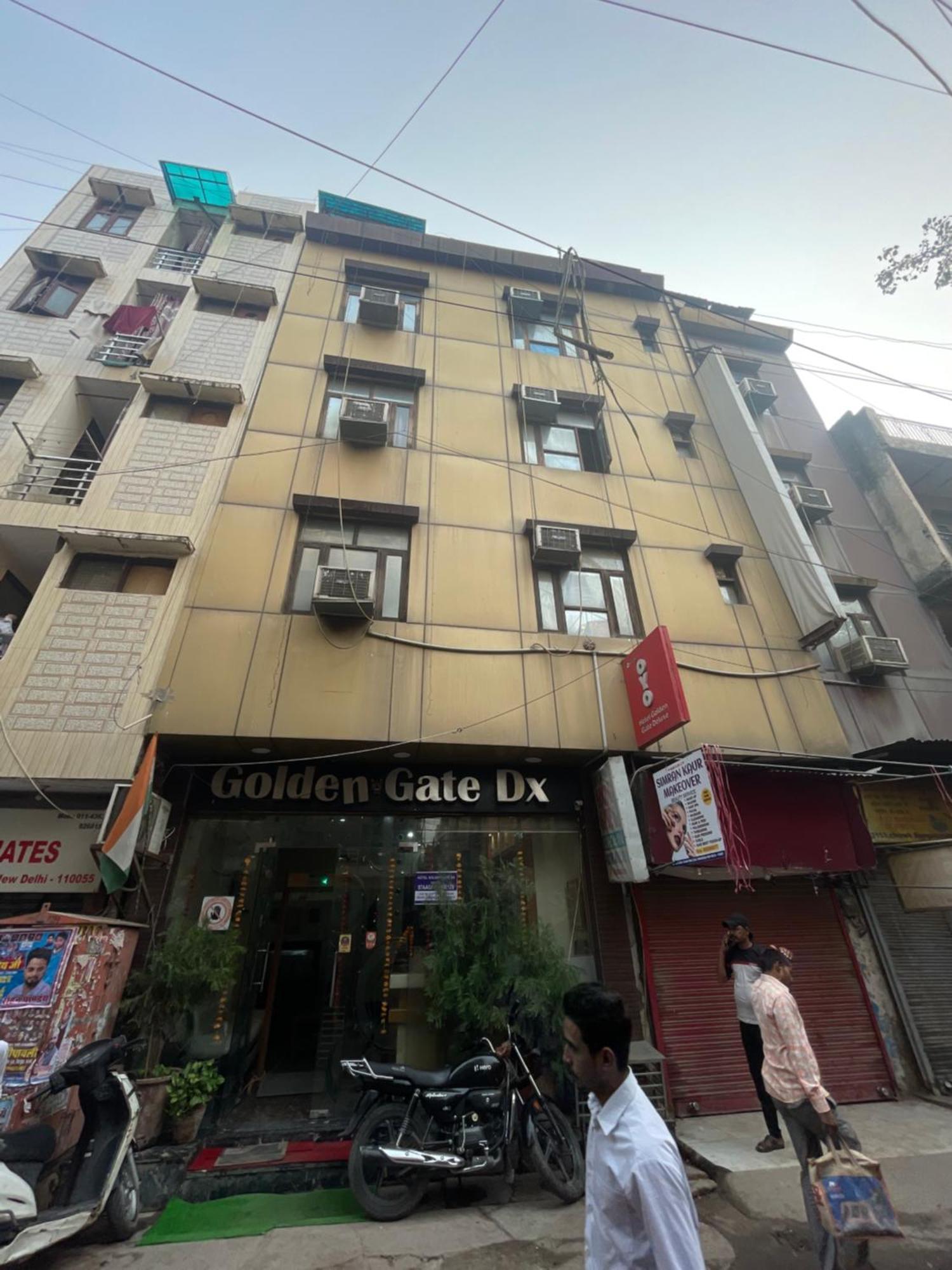Hotel Golden Gate Ню Делхи Екстериор снимка